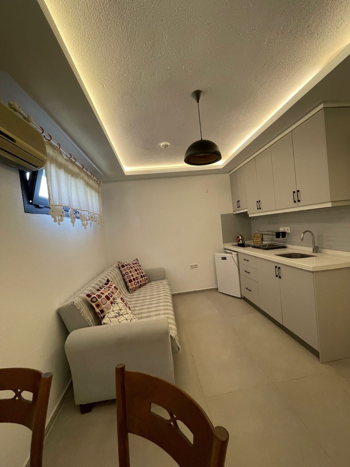 Balkonlu Konfor Apart