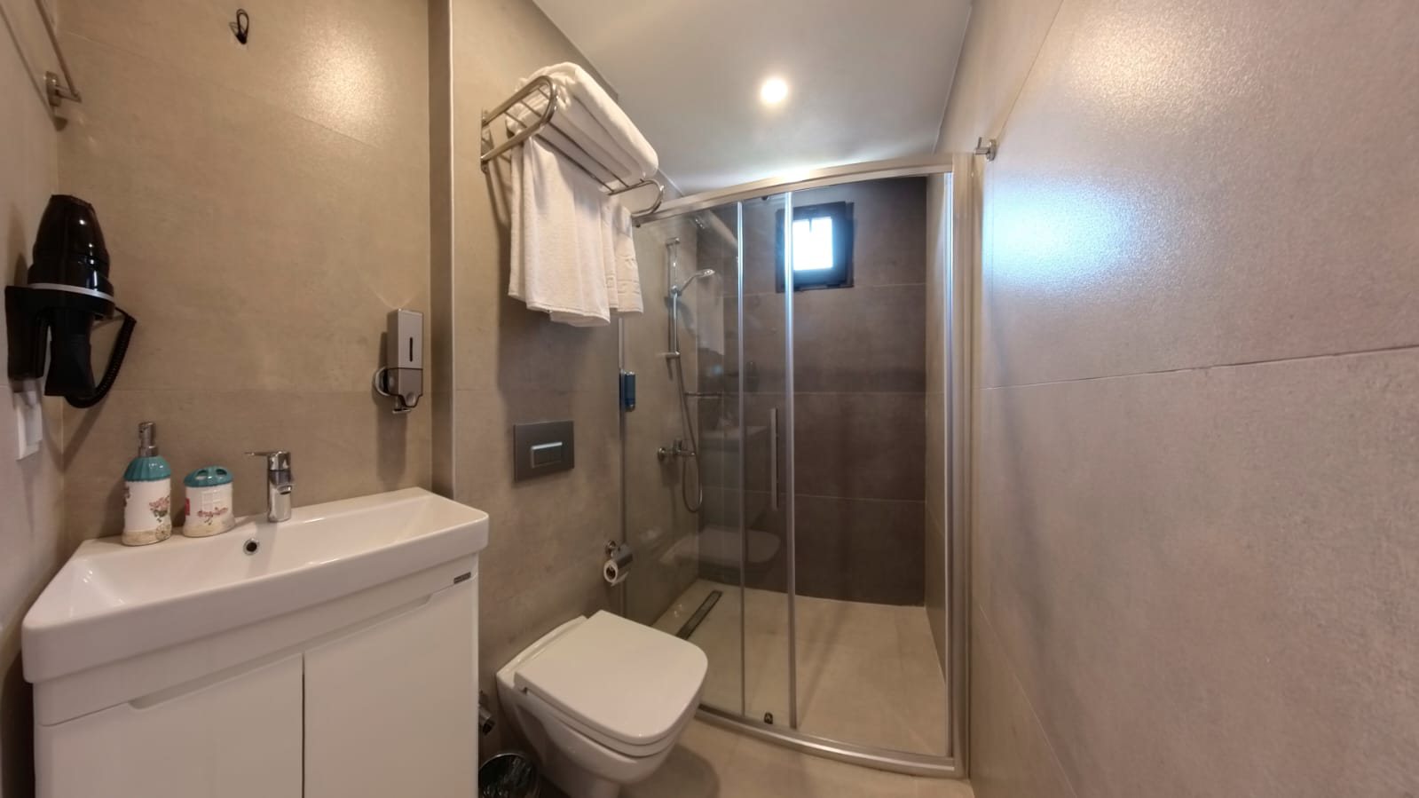Havuz Katı Apart