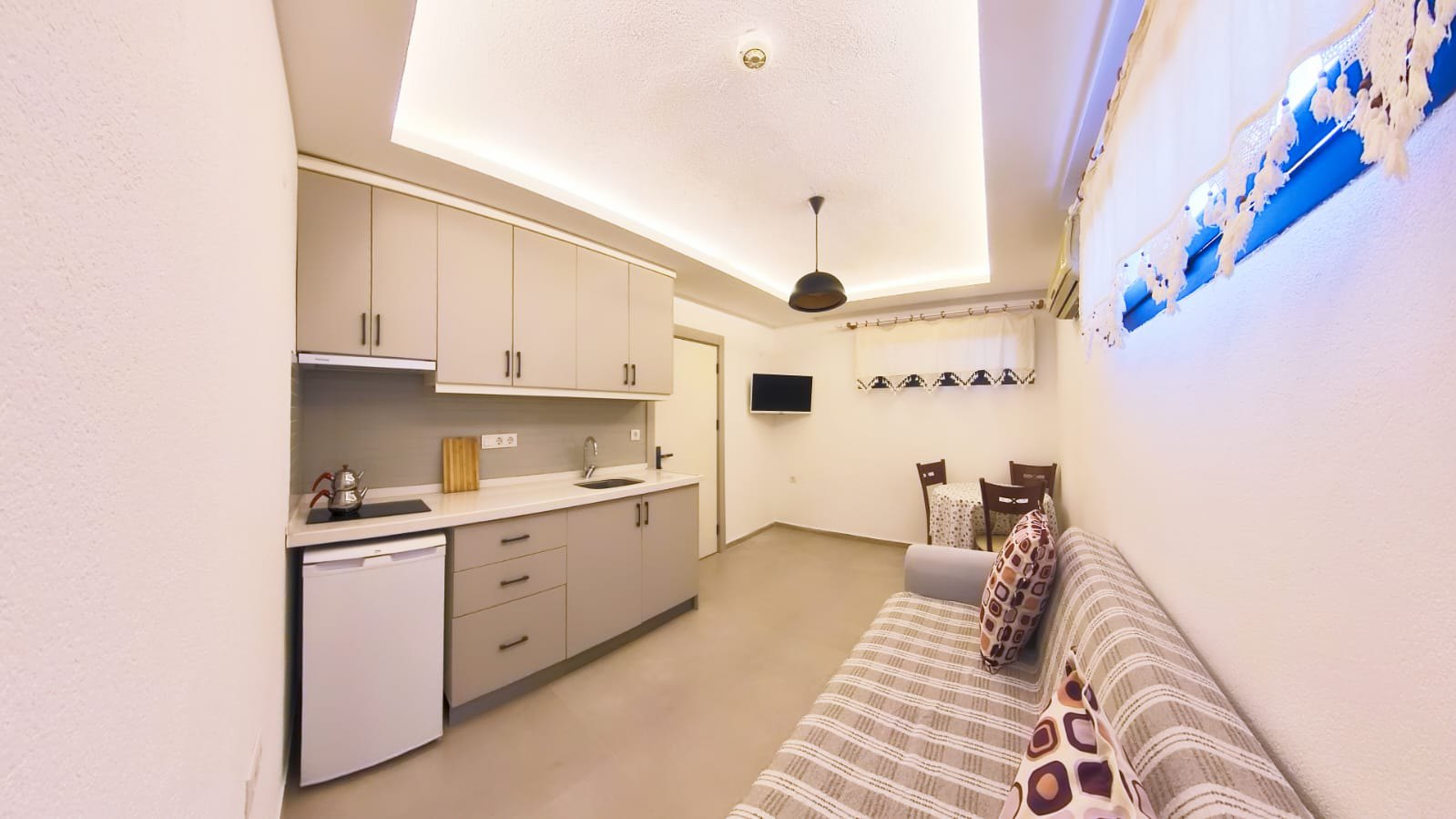 Balkonlu Konfor Apart